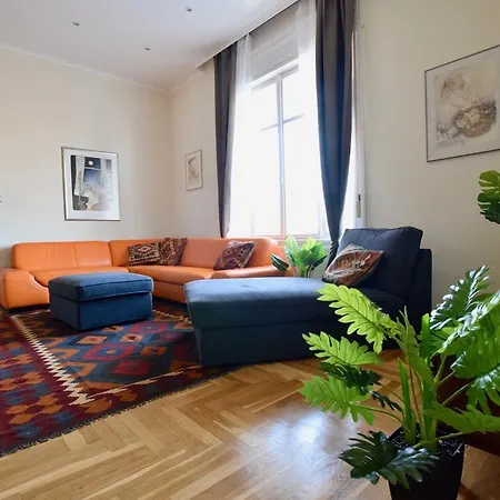 Apartment Luxury By Hi5 - Kiraly Street Budapest