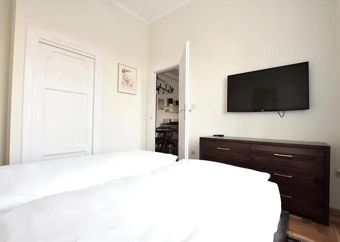 Luxury By Hi5 - Kiraly Street * Budapest